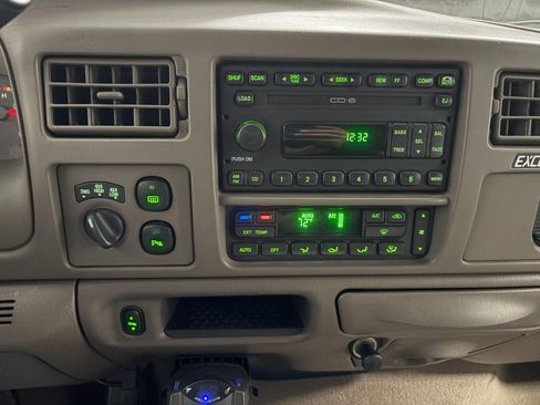 Used 2003 Ford Excursion Eddie Bauer AWD/4WD image 13