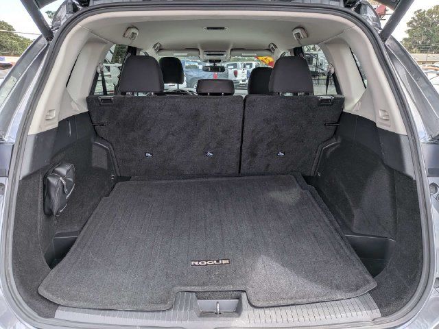 Used 2025 Nissan Rogue SV AWD/4WD image 12