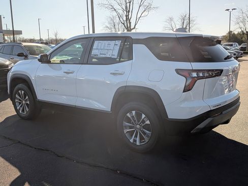 New 2026 Chevrolet Equinox LT image 6