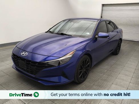 Used 2021 Hyundai Elantra SE FWD image 1