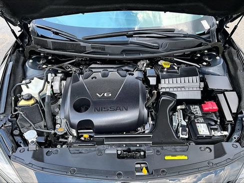 Used 2023 Nissan Maxima SL FWD image 31