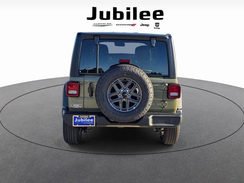 Used 2026 Jeep Wrangler Unlimited Sport AWD/4WD image 7