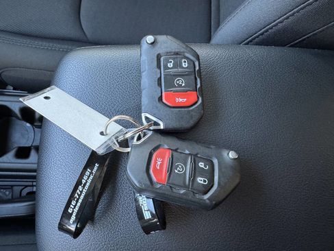 Used 2023 Jeep Wrangler Unlimited Willys image 22