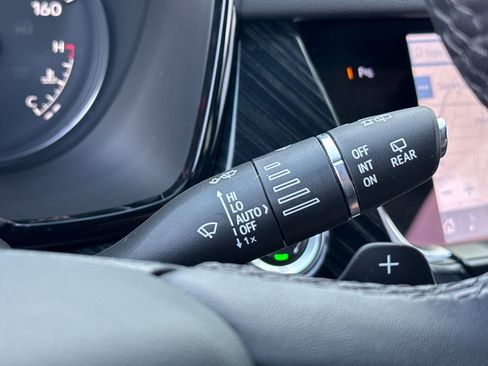 Certified 2023 Cadillac XT6 Premium Luxury w/ Technology Package image 36