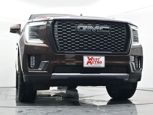 Used 2023 GMC Yukon XL Denali Ultimate image 32