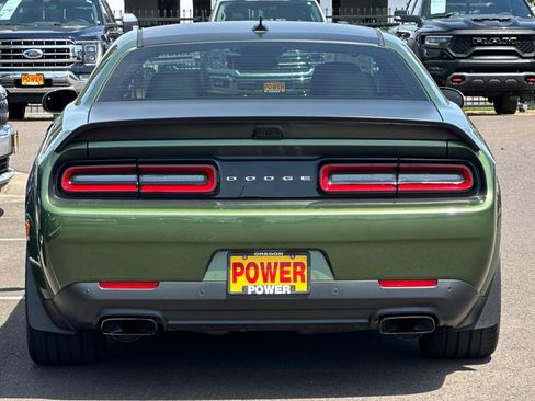 Used 2023 Dodge Challenger SRT Hellcat RWD image 5