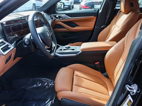 Certified 2025 BMW 430i w/ Parking Assistance Package image 17