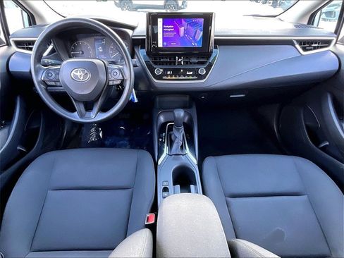 Used 2023 Toyota Corolla LE image 20