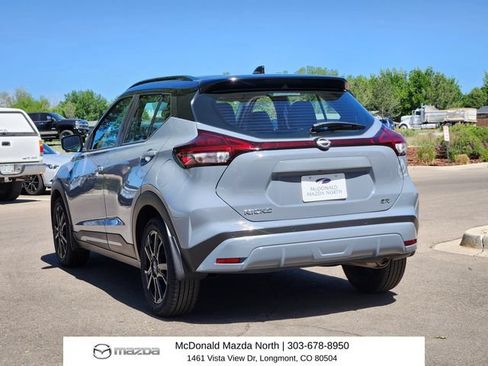 Used 2023 Nissan Kicks SR w/ SR Premium Package FWD image 3