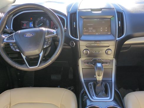 Used 2015 Ford Edge SEL w/ Equipment Group 201A image 27