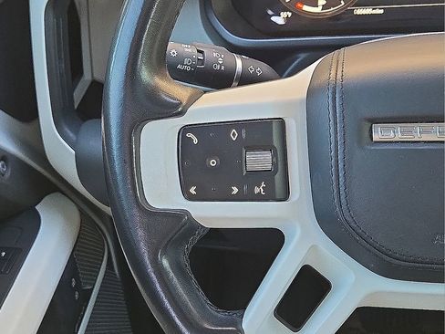 Used 2023 Land Rover Defender 130 First Edition image 19
