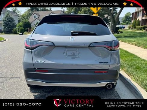 Used 2023 Honda HR-V Sport image 5