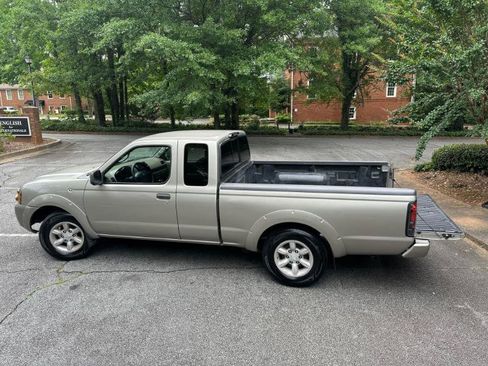 Used 2003 Nissan Frontier XE RWD image 15