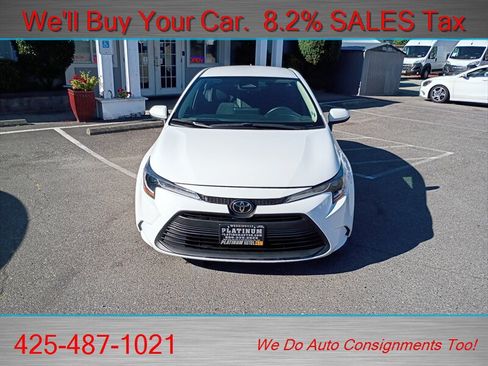 Used 2024 Toyota Corolla LE FWD image 2