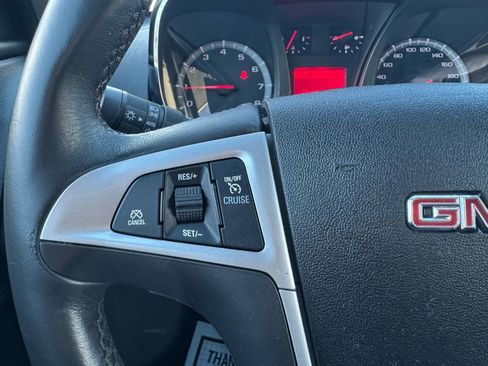 Used 2015 GMC Terrain SLE image 12