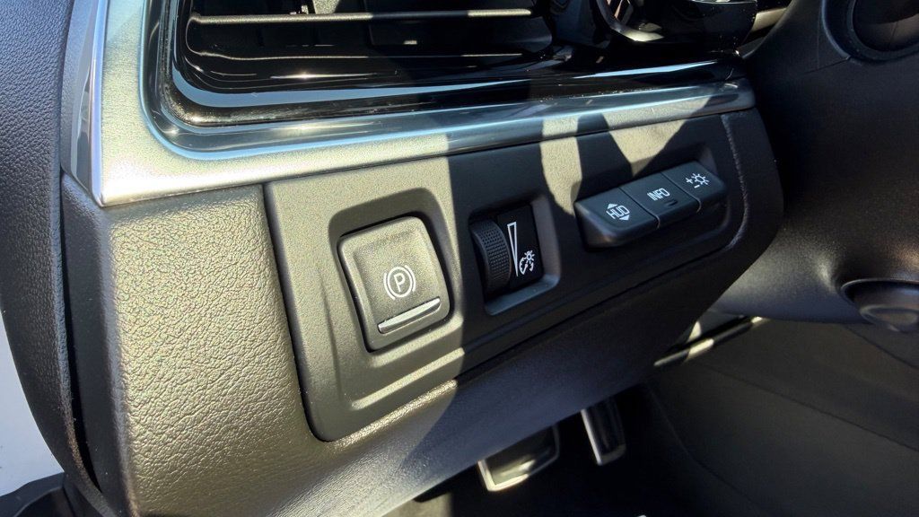 Used 2020 Cadillac XT6 Sport AWD/4WD image 14