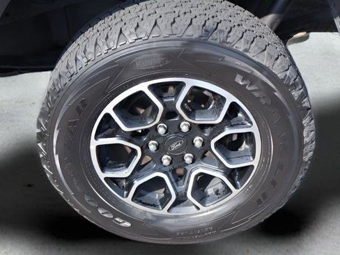 Used 2022 Ford F150 Lariat w/ Equipment Group 502A High image 13