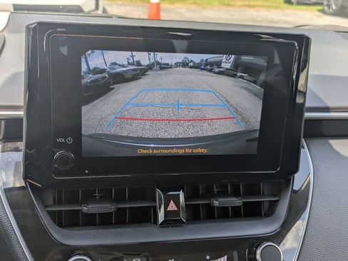 Used 2024 Toyota Corolla LE FWD image 26