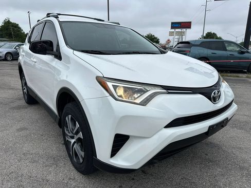 Used 2016 Toyota RAV4 LE w/ Preferred Accessory Package FWD image 30