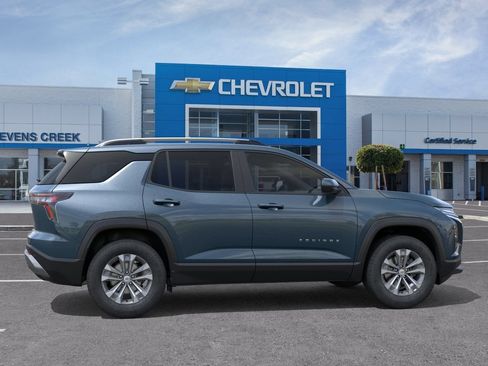 New 2026 Chevrolet Equinox LT AWD/4WD image 3