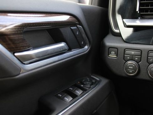 Used 2026 Chevrolet Silverado 3500 LT AWD/4WD image 13