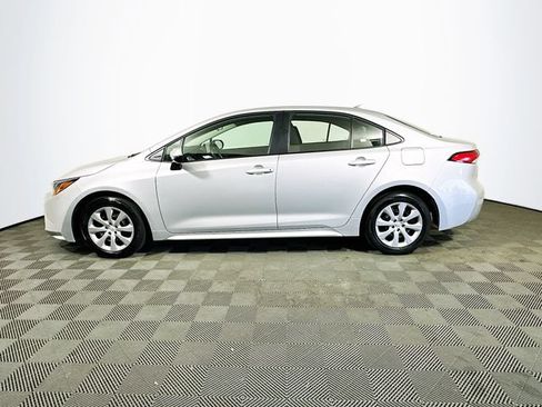 Certified 2026 Toyota Corolla LE FWD image 5