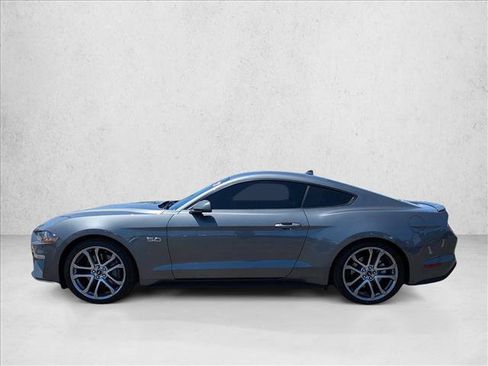 Used 2021 Ford Mustang GT Premium w/ Equipment Group 401A RWD image 9
