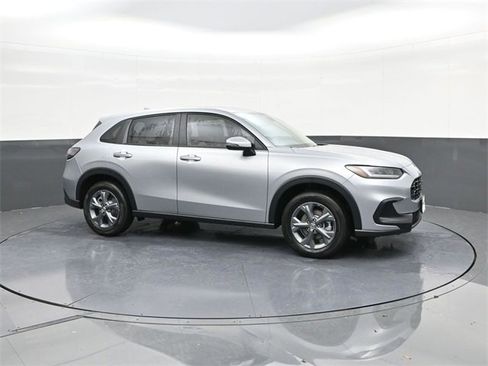 New 2026 Honda HR-V LX image 13