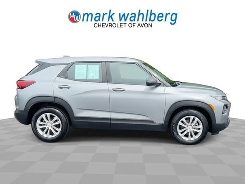 Used 2023 Chevrolet TrailBlazer LS FWD image 9