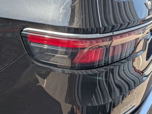 Used 2022 Jeep Wagoneer Series II AWD/4WD image 8