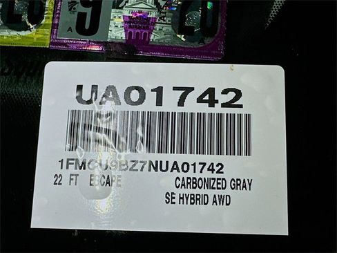 Certified 2022 Ford Escape SE w/ SE Sport Appearance Package image 31