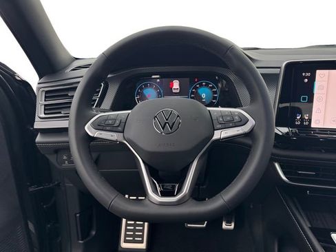 New 2026 Volkswagen Atlas Cross Sport SEL Premium R-Line AWD/4WD image 17