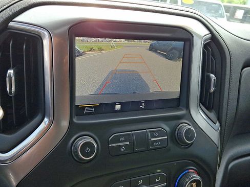 Used 2019 Chevrolet Silverado 1500 LT Trail Boss AWD/4WD image 19