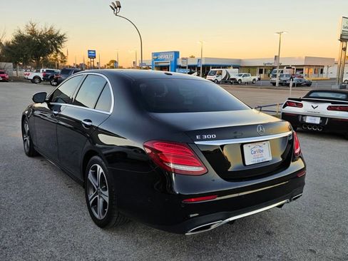 Used 2019 Mercedes-Benz E 300 image 5