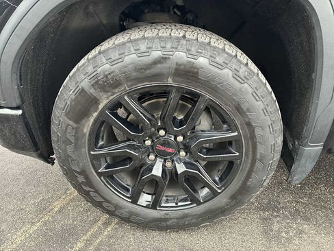 Used 2021 GMC Sierra 1500 Elevation w/ Preferred Package image 33