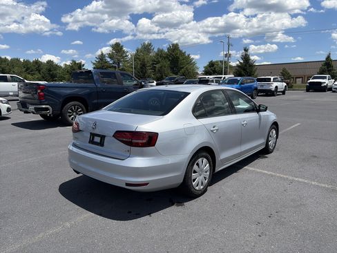 Used 2016 Volkswagen Jetta S FWD image 5