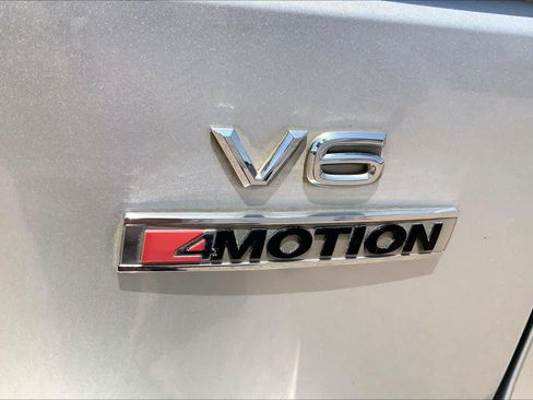 Used 2018 Volkswagen Atlas SEL AWD/4WD image 9