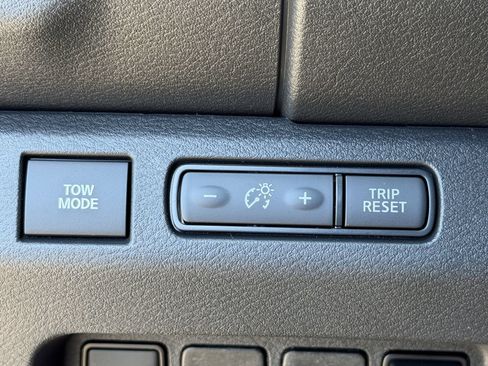 New 2026 Nissan Frontier PRO-4X w/ Pro-4x Convenience Package AWD/4WD image 17