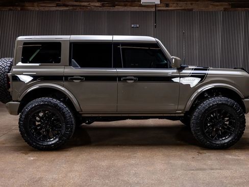 Used 2026 Ford Bronco Outer Banks AWD/4WD image 11