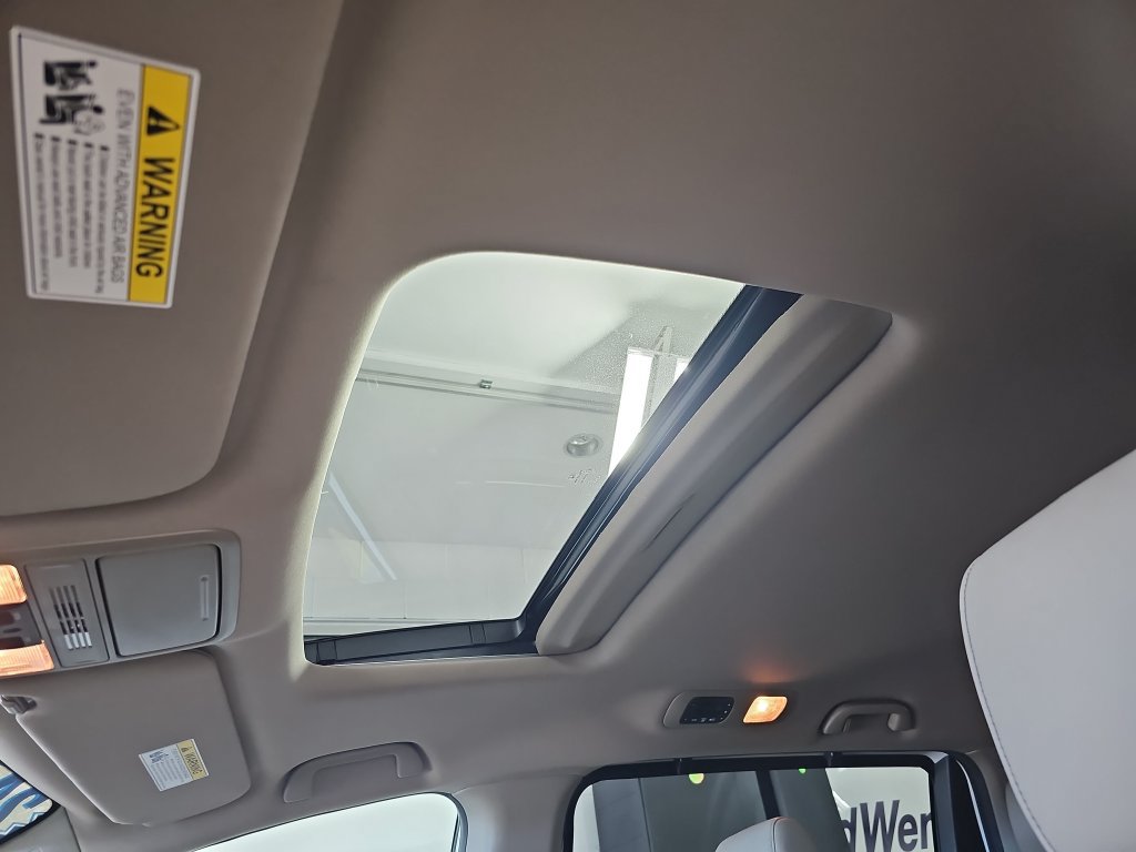 Used 2024 Honda Odyssey EX-L image 36