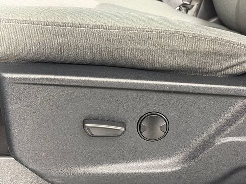 Certified 2025 Ford F250 XLT AWD/4WD image 25