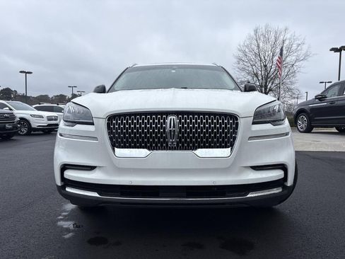 Used 2022 Lincoln Aviator Reserve w/ Equipment Group 201A RWD image 3