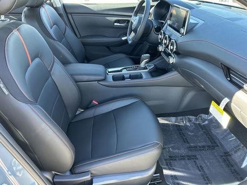 New 2025 Nissan Sentra SR w/ SR Premium Package image 9