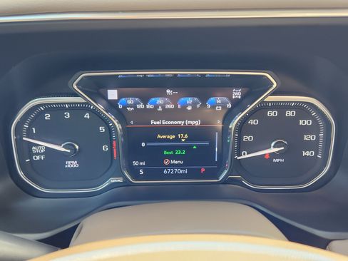 Used 2021 GMC Yukon XL Denali w/ Denali Premium Package AWD/4WD image 23