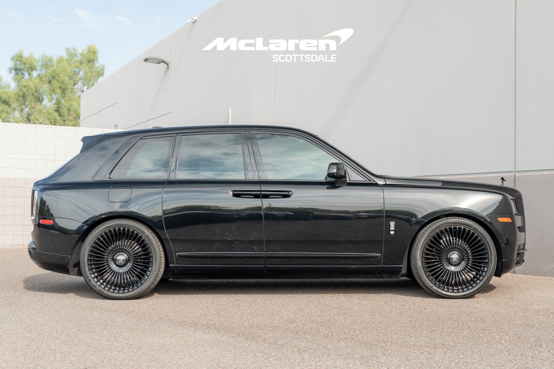 Used 2022 Rolls-Royce Cullinan AWD/4WD image 8