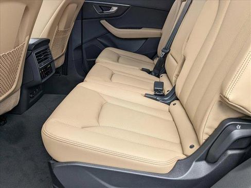 New 2025 Audi Q7 3.0T Premium Plus image 15