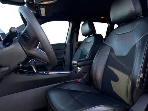 Used 2024 Jeep Compass Trailhawk image 9