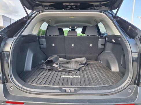 Used 2025 Toyota RAV4 LE FWD image 24