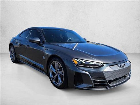 Used 2022 Audi e-tron GT Premium Plus AWD/4WD image 3