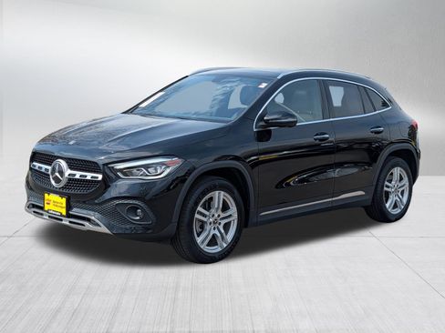 Used 2023 Mercedes-Benz GLA 250 4MATIC image 3